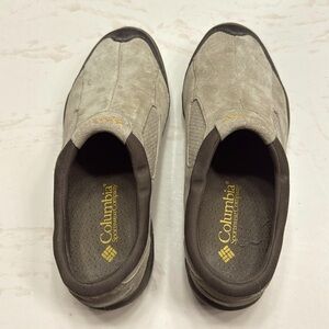 Columbia Lowback Suede Mules Slip-On Size 7.5. Great condition